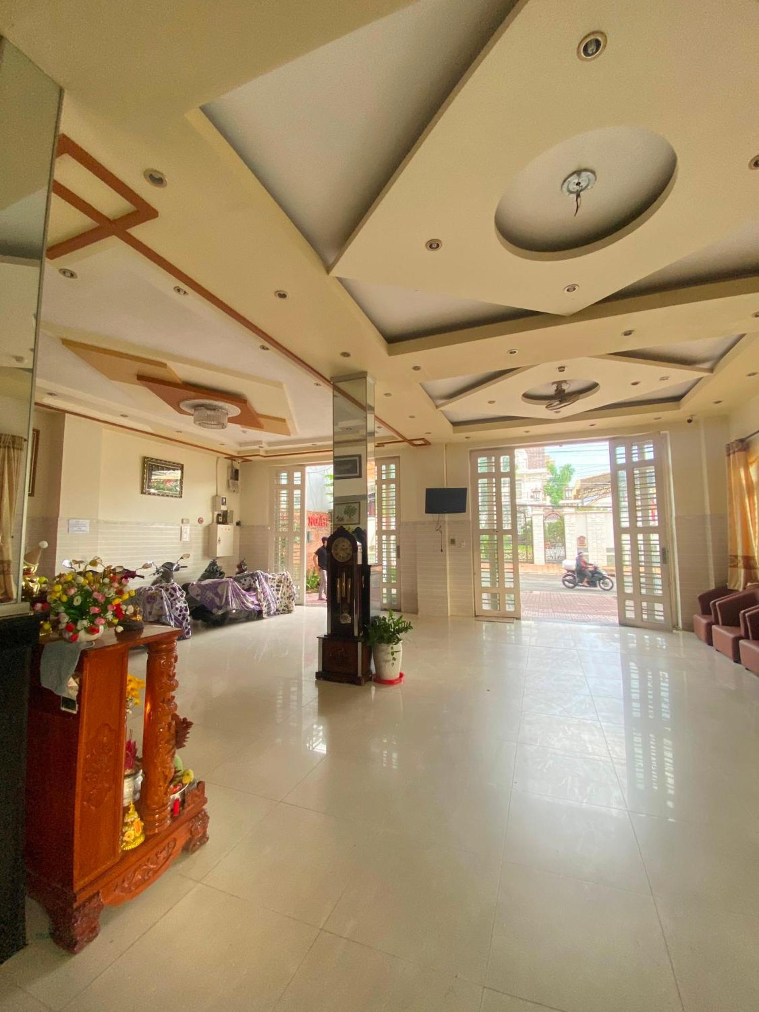 Khách Sạn Kim Phụng Ngân Can Tho Exterior foto